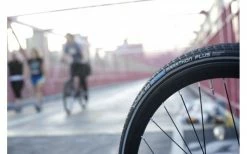 Pneu Schwalbe Marathon Plus HS 440 - 20 Pouces 6 Pneu Schwalbe Marathon Plus HS 440 - 20 Pouces -Pas Cher Vélo Vtt Magasin pneu schwalbe marathon plus hs 440 20 pouces 2